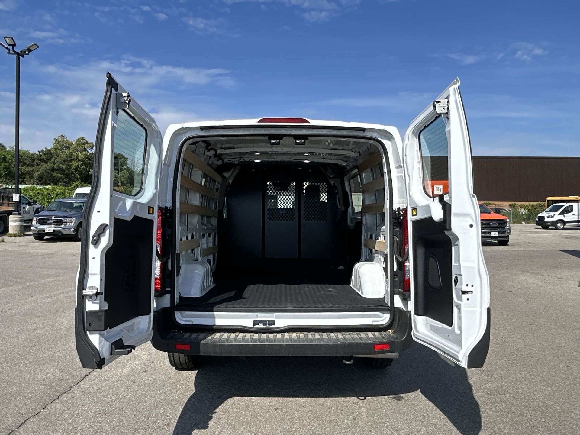 2024 Ford TRANSIT T250