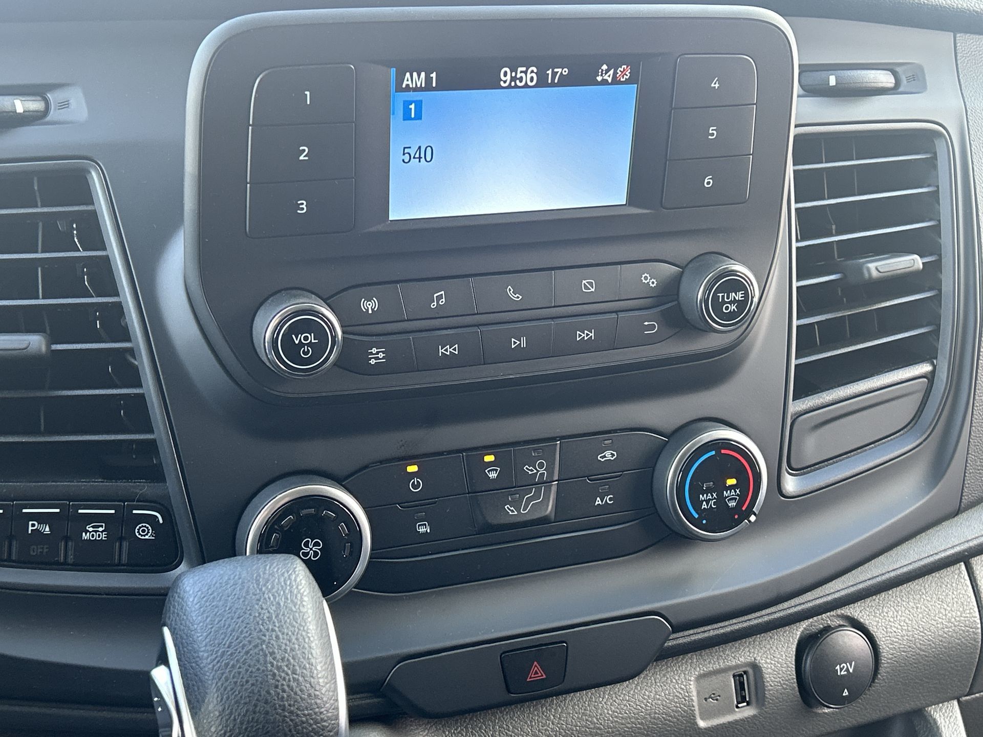 2025 Ford TRANSIT T250