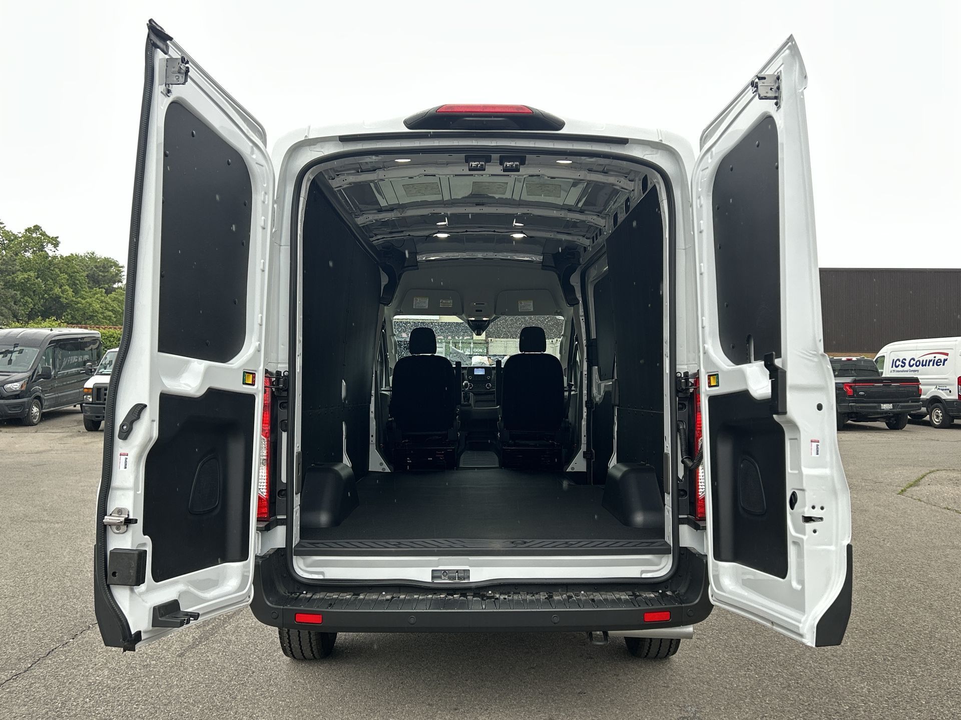 2025 Ford TRANSIT T250 in Toronto, Ontario