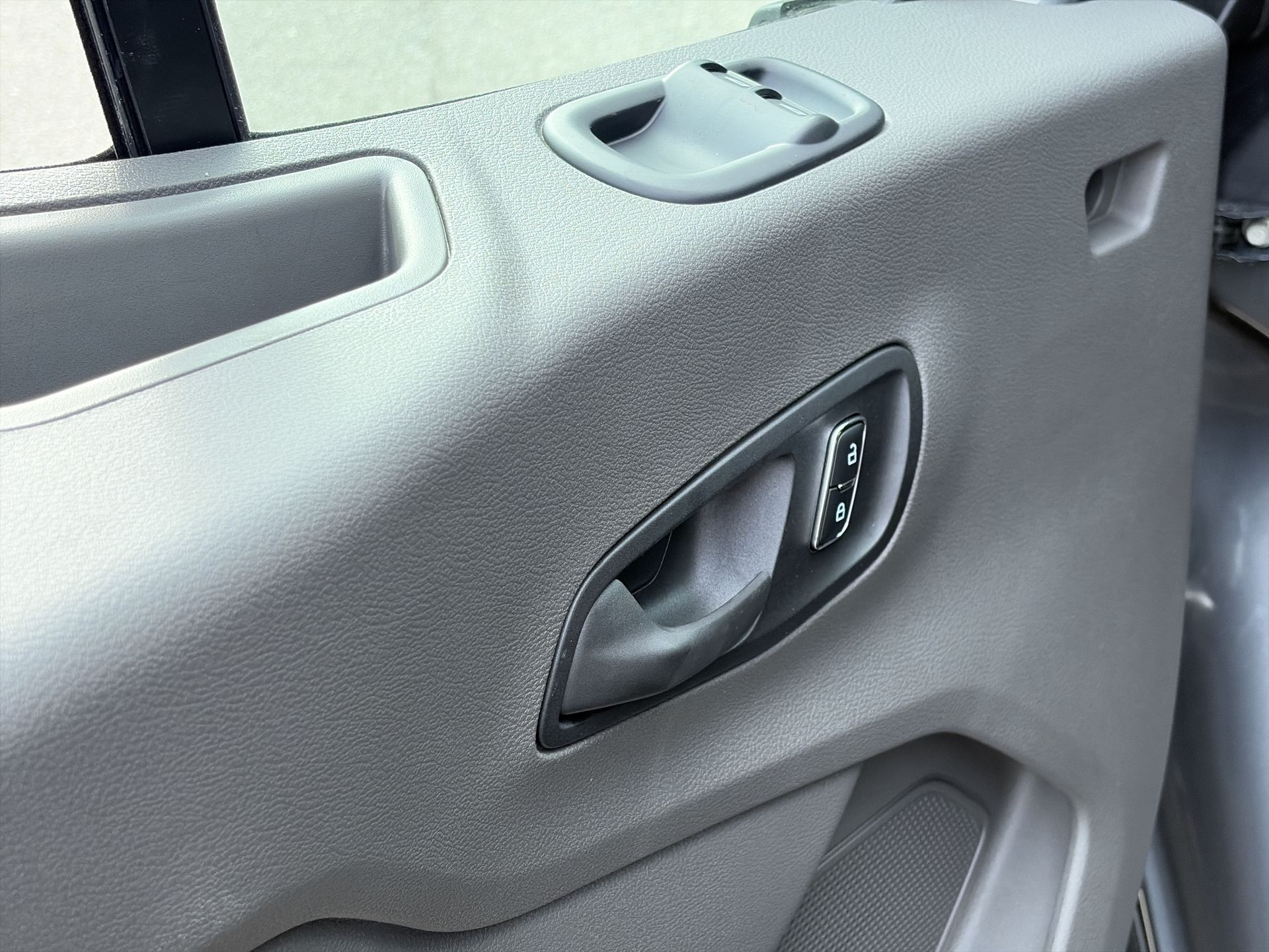 2027 Ford Transit