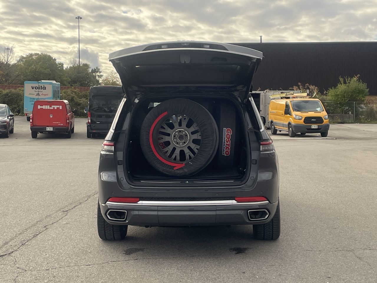 2022 Jeep Grand Cherokee in Toronto, Ontario