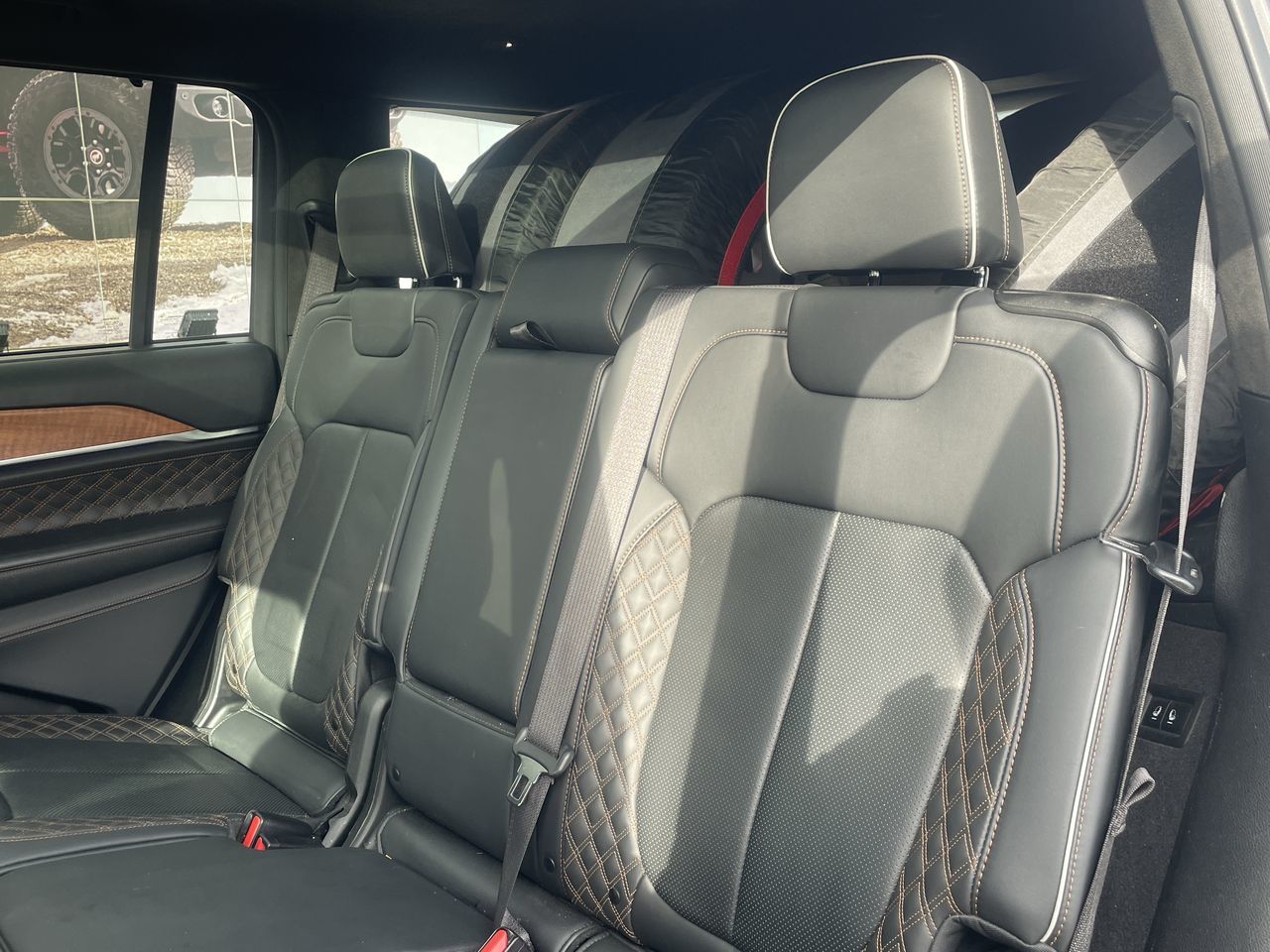 2022 Jeep Grand Cherokee in Toronto, Ontario