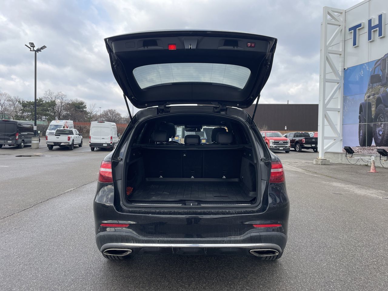 Mercedes-Benz GLC300  2019 à Toronto, Ontario