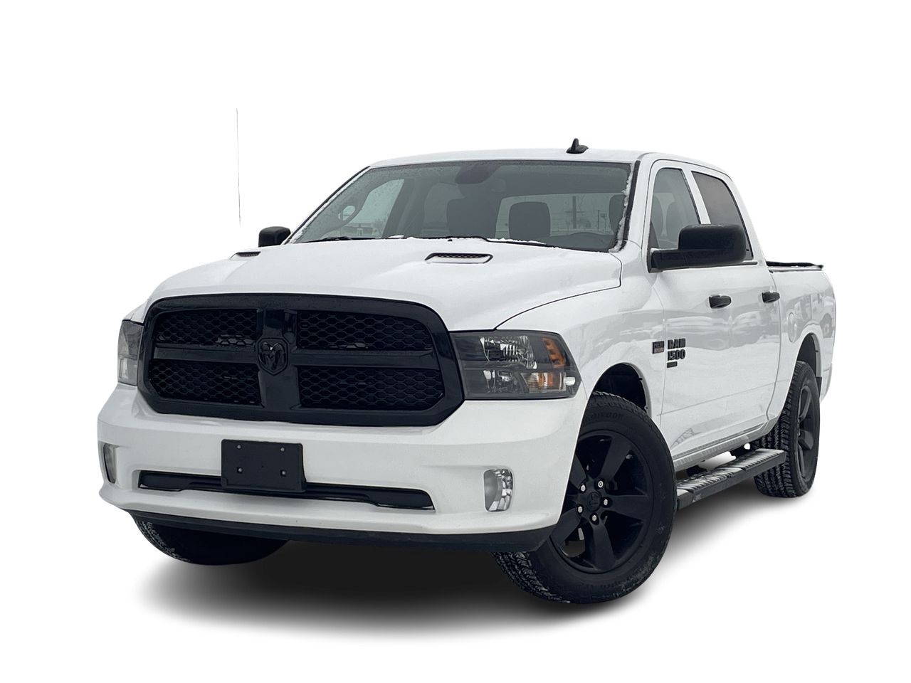 Ram RAM 1500 Classic Crew Cab 4x4 (DS)  2022 à Toronto, Ontario