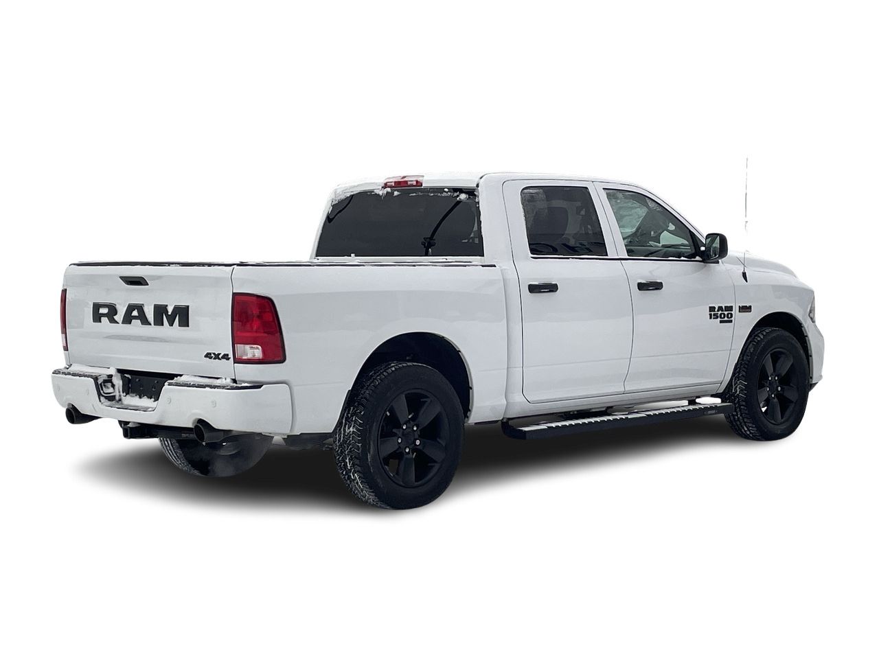 Ram RAM 1500 Classic Crew Cab 4x4 (DS)  2022 à Toronto, Ontario