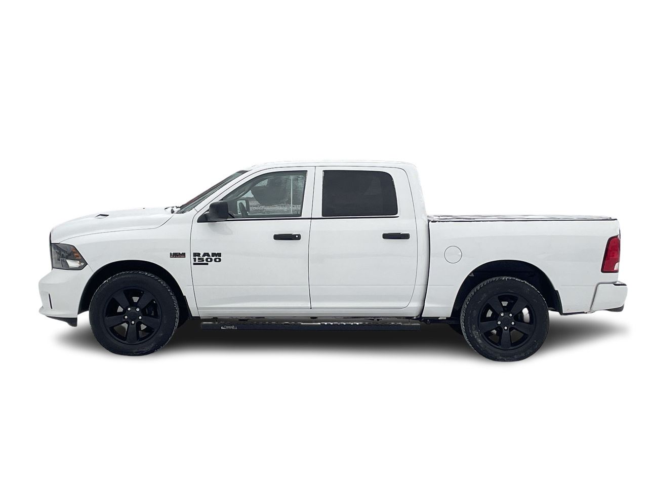 Ram RAM 1500 Classic Crew Cab 4x4 (DS)  2022 à Toronto, Ontario