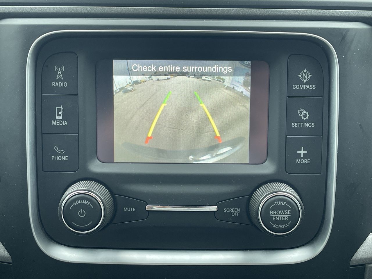 2023 Ram RAM 1500 Classic Crew Cab 4x4 (DS)