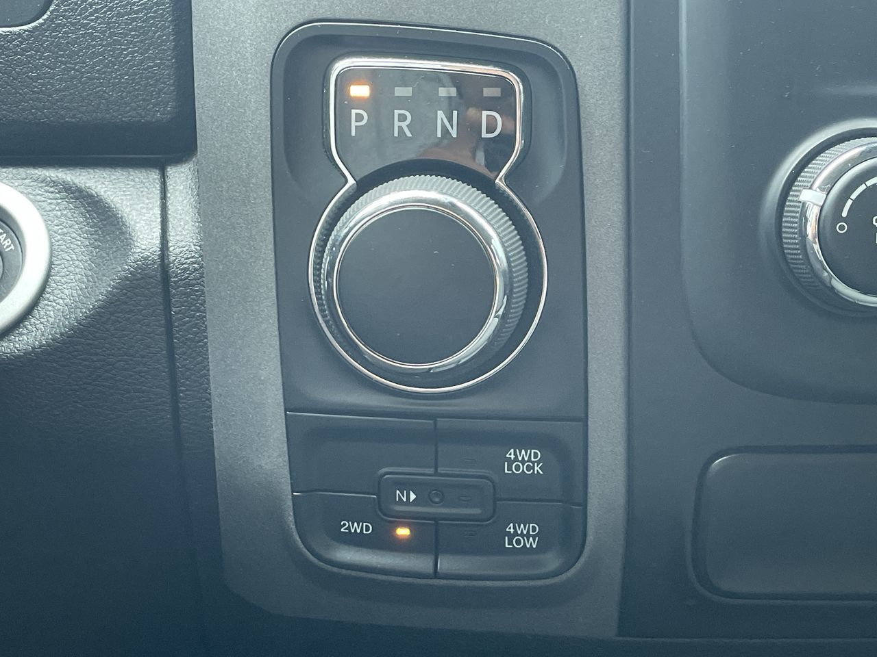 2023 Ram RAM 1500 Classic Crew Cab 4x4 (DS)