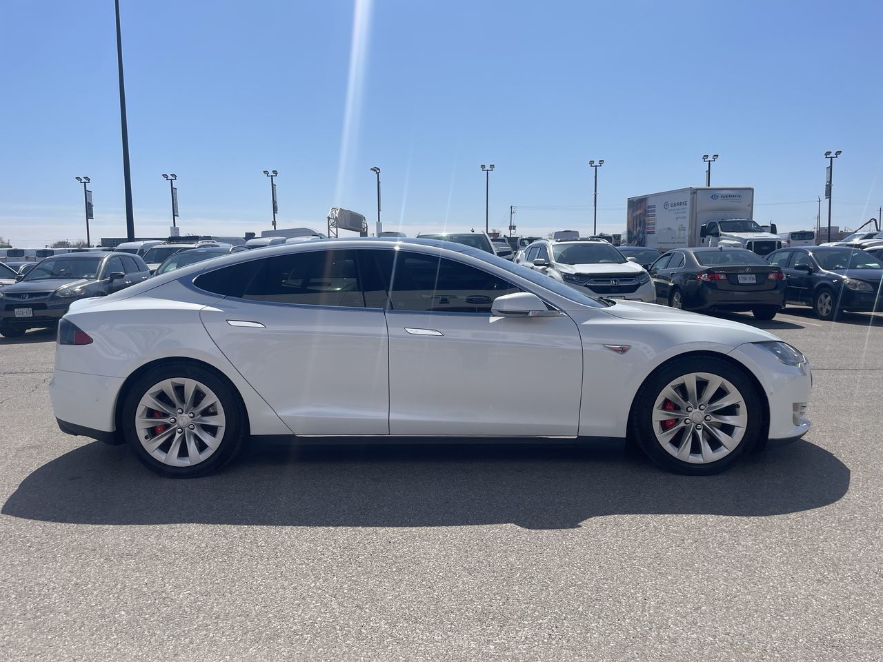 Tesla Model S  2015 à Toronto, Ontario