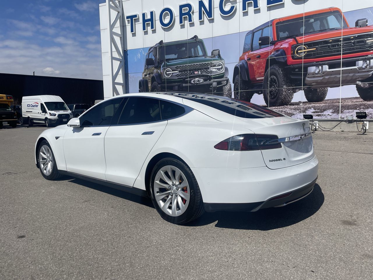 Tesla Model S  2015 à Toronto, Ontario