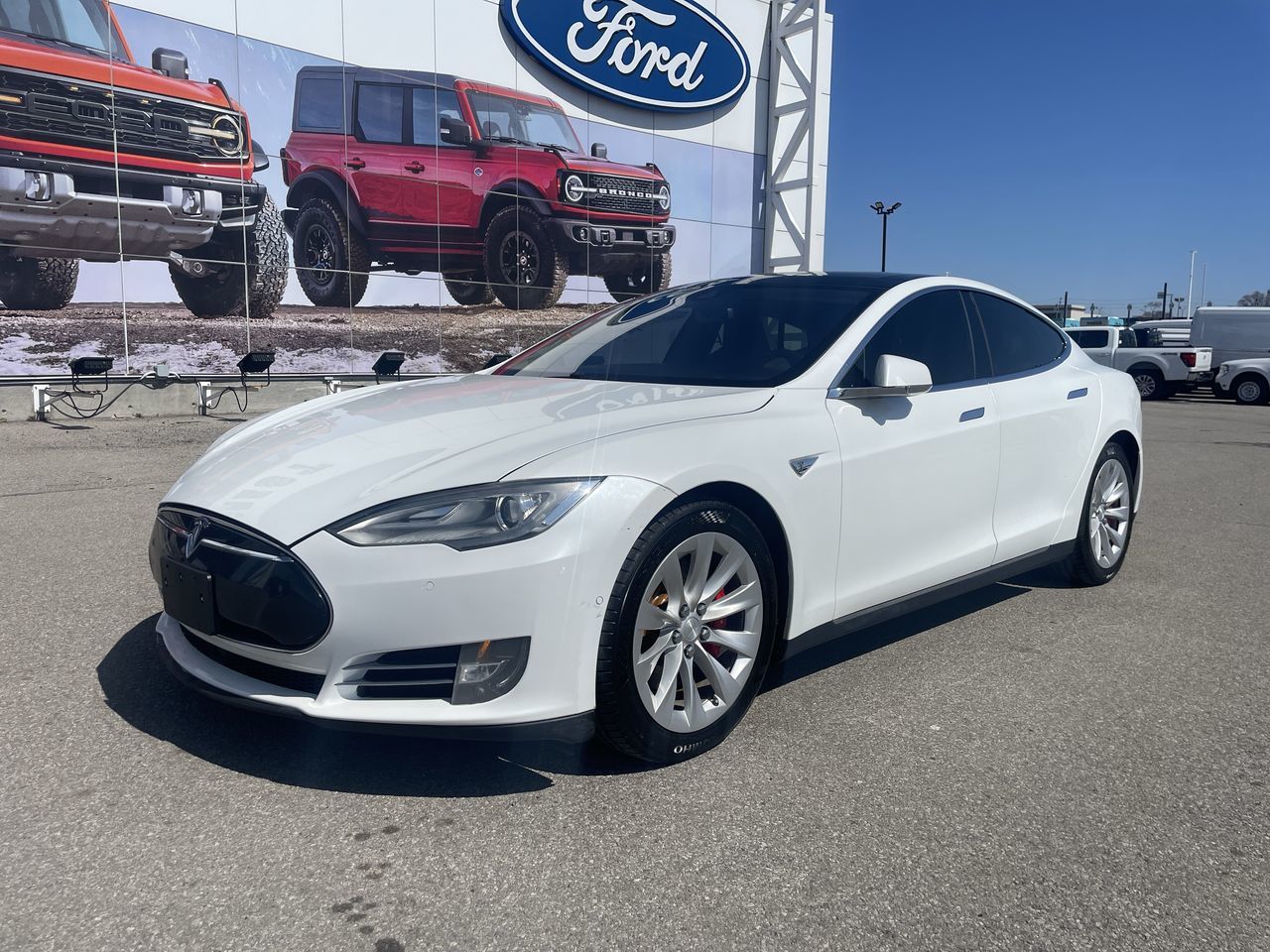 Tesla Model S  2015 à Toronto, Ontario