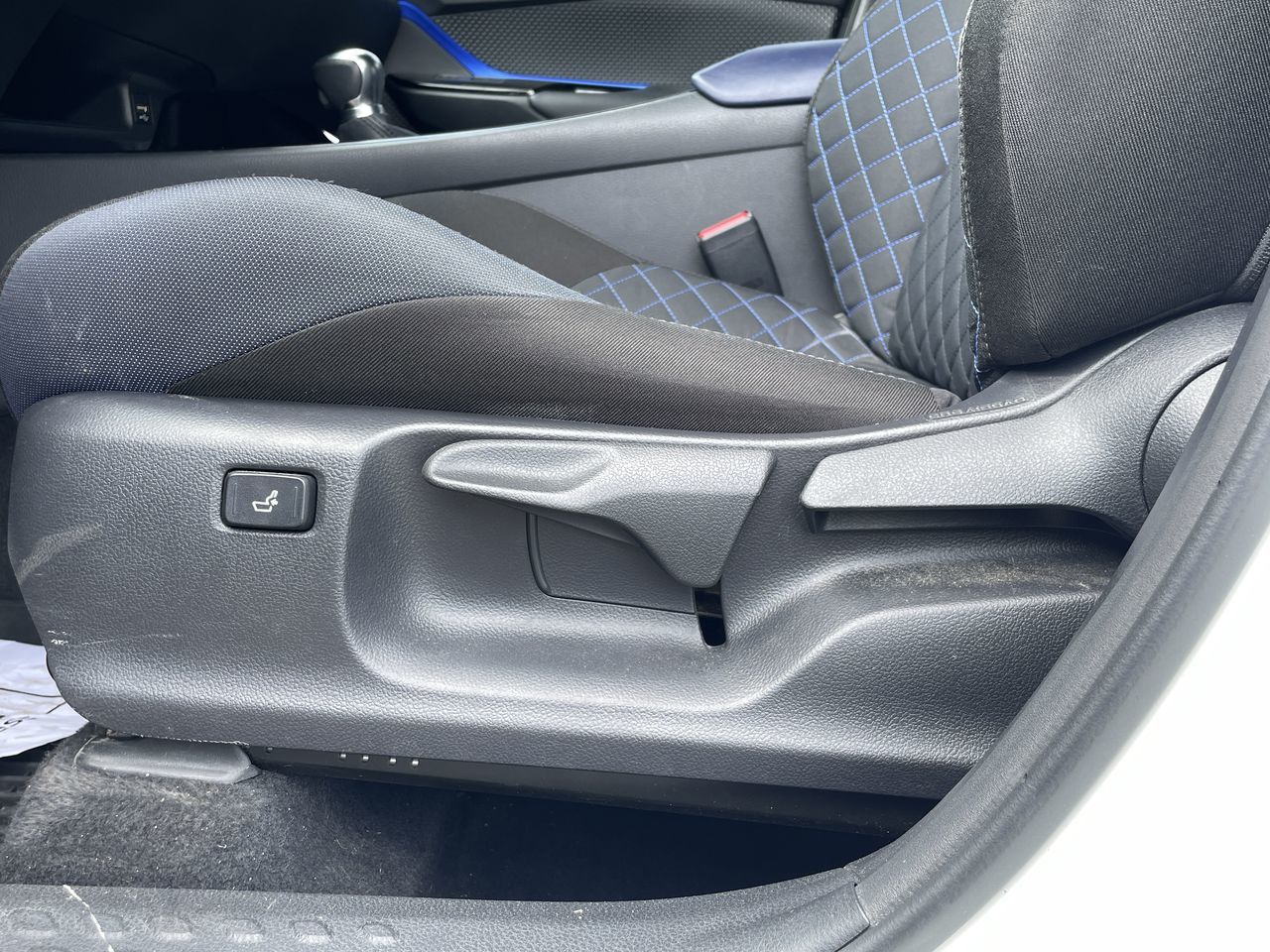 Toyota C-HR  2021 à Toronto, Ontario