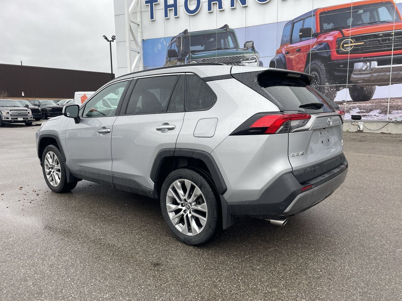 Toyota RAV4  2022 à Toronto, Ontario