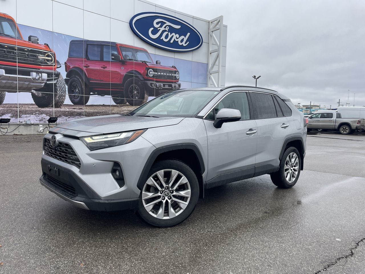 Toyota RAV4  2022 à Toronto, Ontario