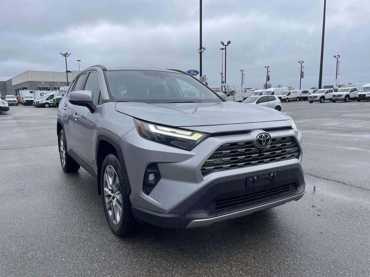 Toyota RAV4  2022 à Toronto, Ontario