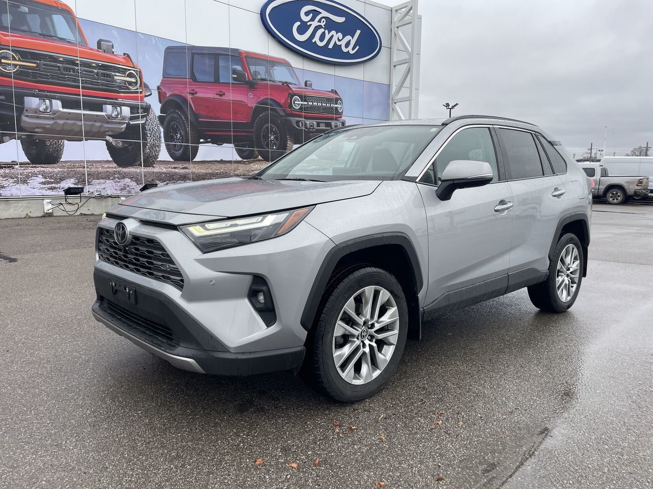 Toyota RAV4  2022 à Toronto, Ontario