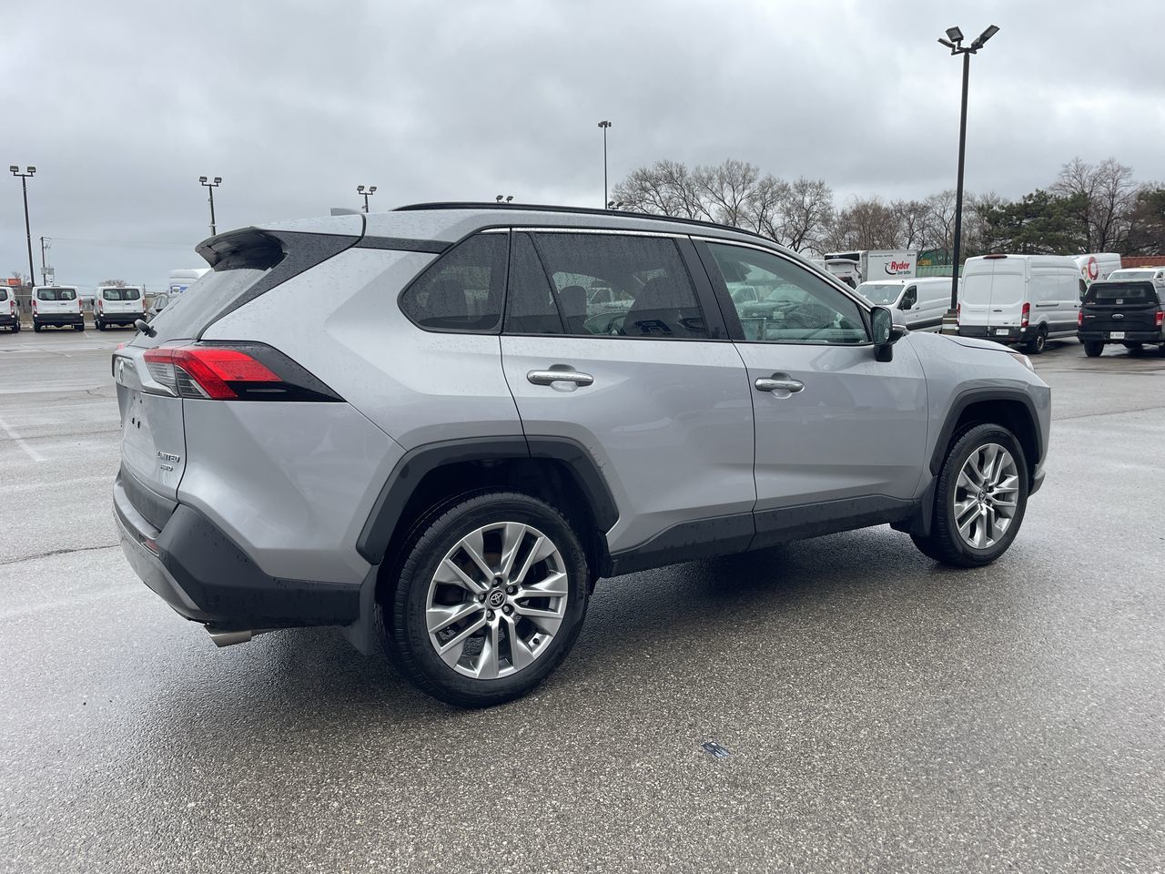 Toyota RAV4  2022 à Toronto, Ontario
