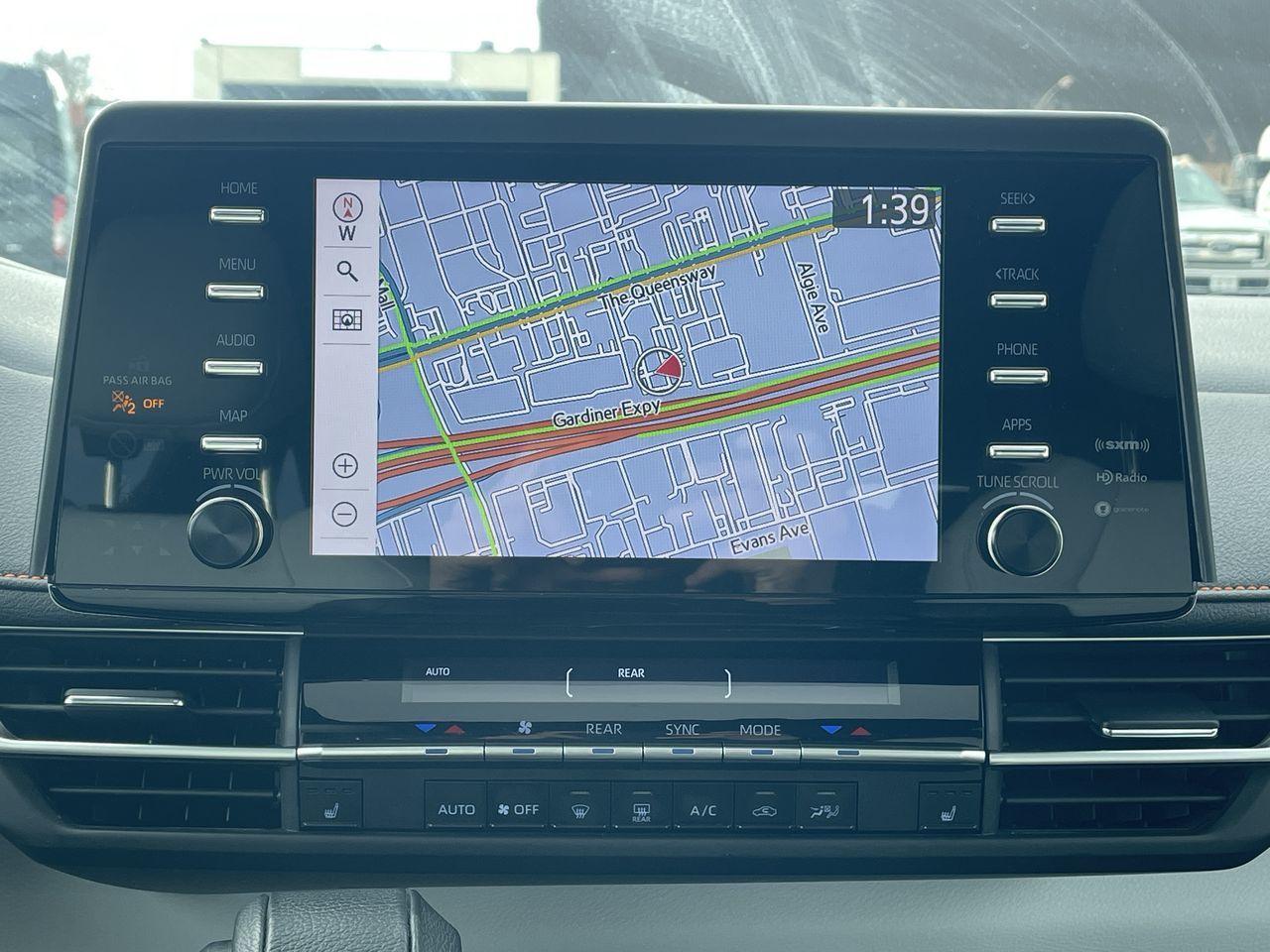 2022 Toyota Sienna Hybrid