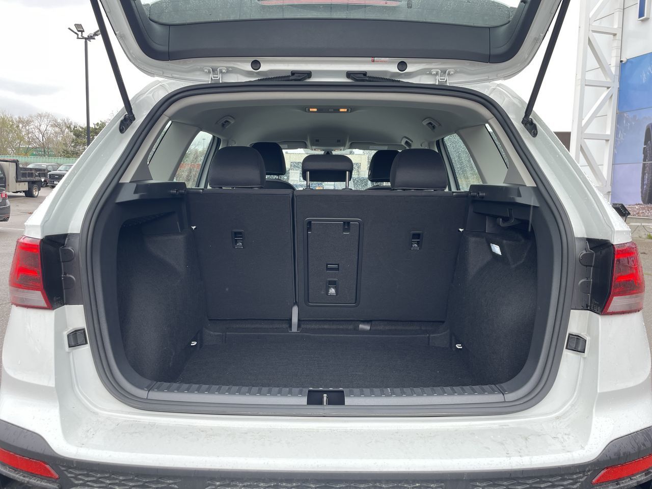 2024 Volkswagen Taos in Toronto, Ontario