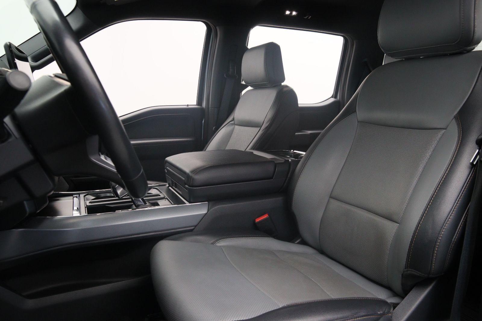 Ford F-150 Lightning 2023 — photo 6