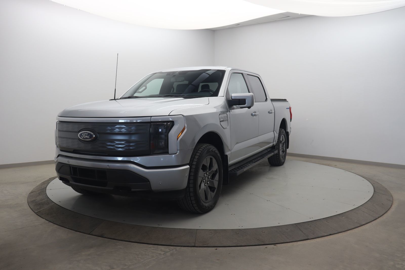 Ford F-150 Lightning 2023