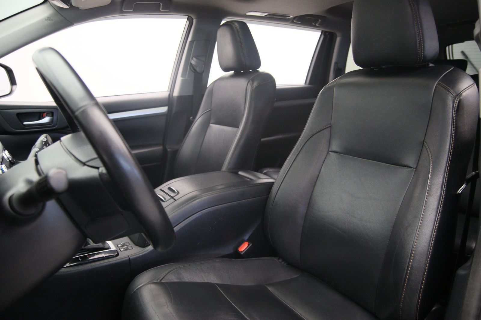 Toyota Highlander 2017 — photo 6