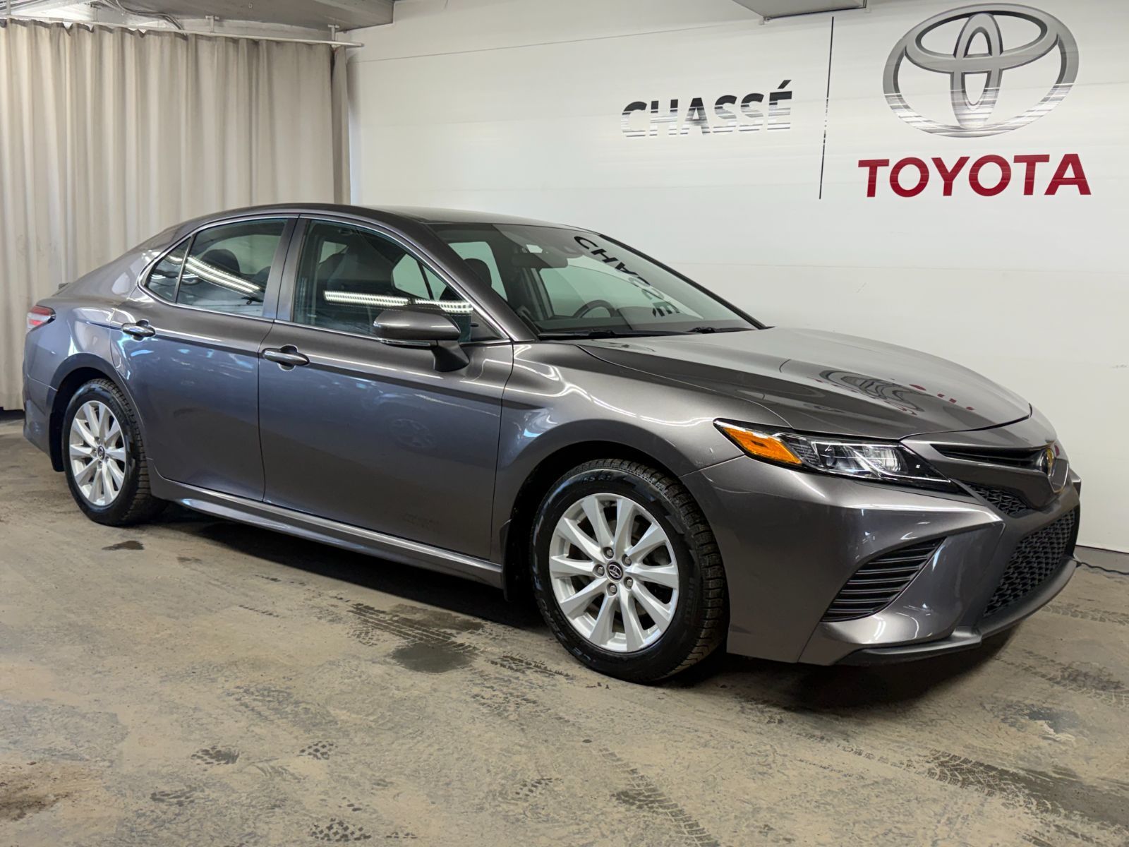2020 Toyota Camry SE+MAGS+BLUETOOTH+SIEGES CHAUFFANTS***