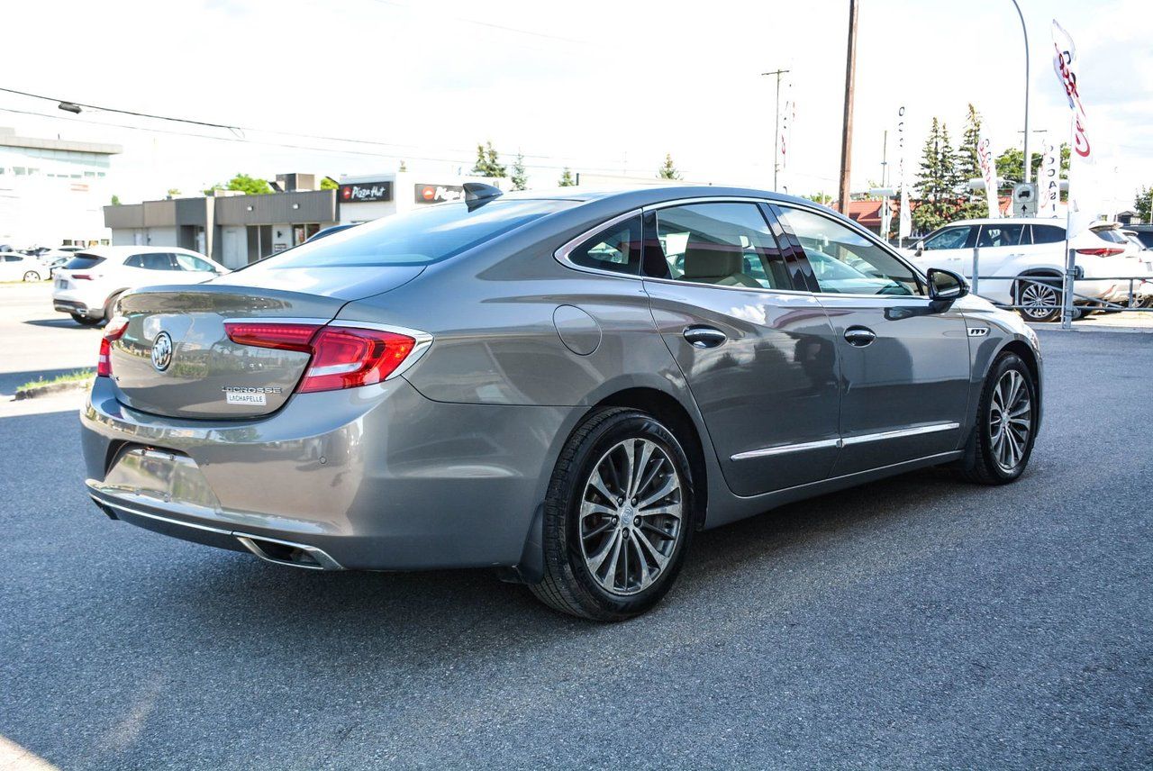 Buick LaCrosse Premium 2017 — photo 8