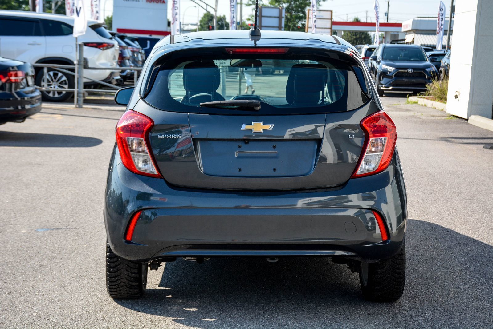 Chevrolet Spark 1LT 2022 — photo 6