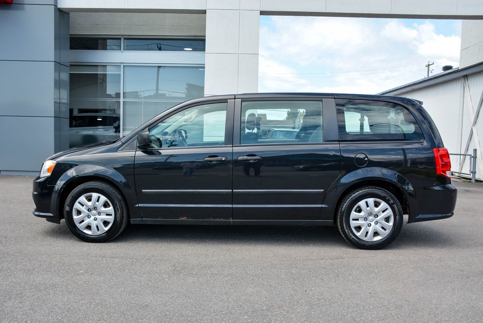 Dodge Grand Caravan SE 2014 — photo 3