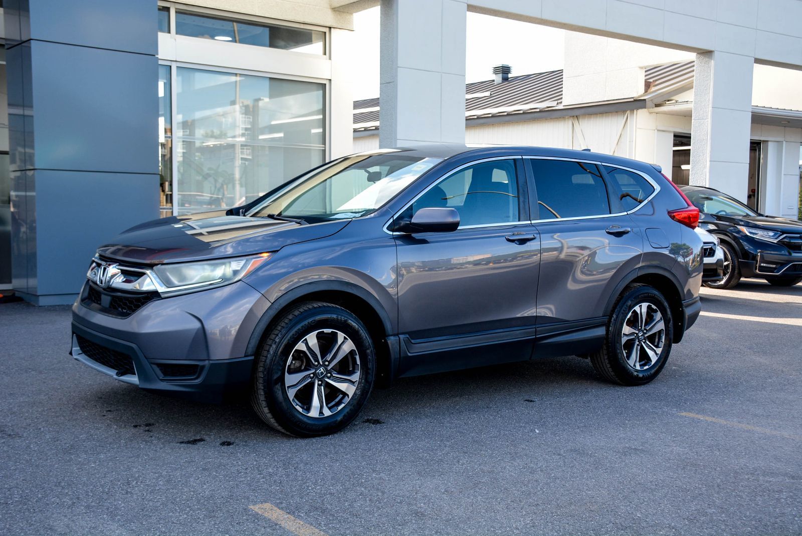 Honda CR-V LX AWD 2017 — photo 2