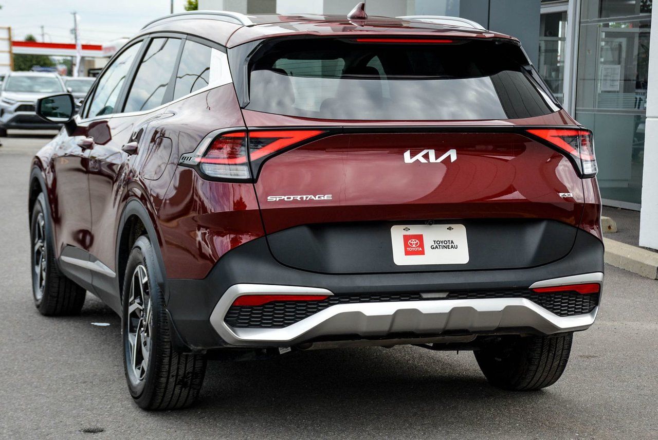Kia Sportage LX 2023 — photo 7