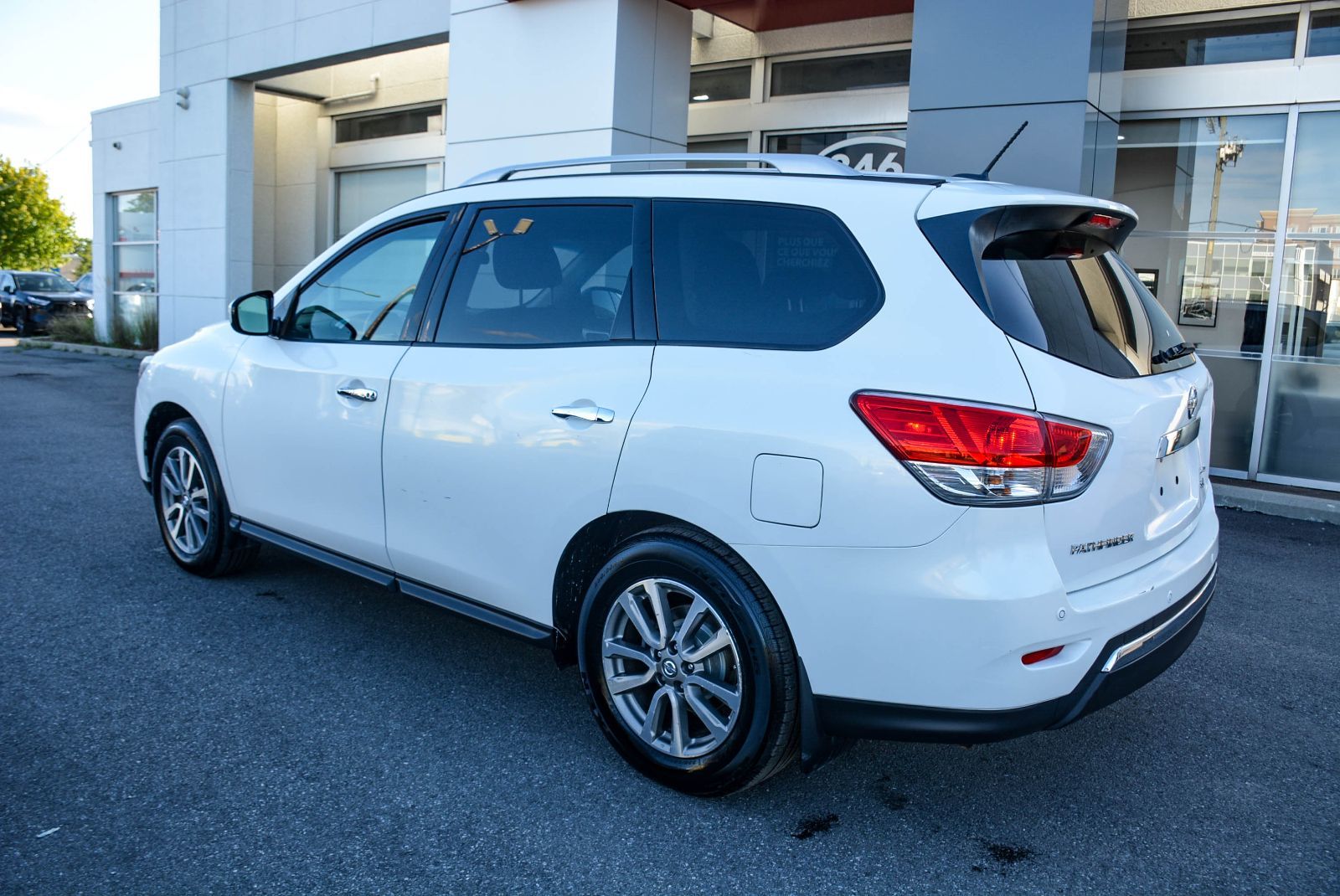 Nissan Pathfinder S 2014 — photo 3