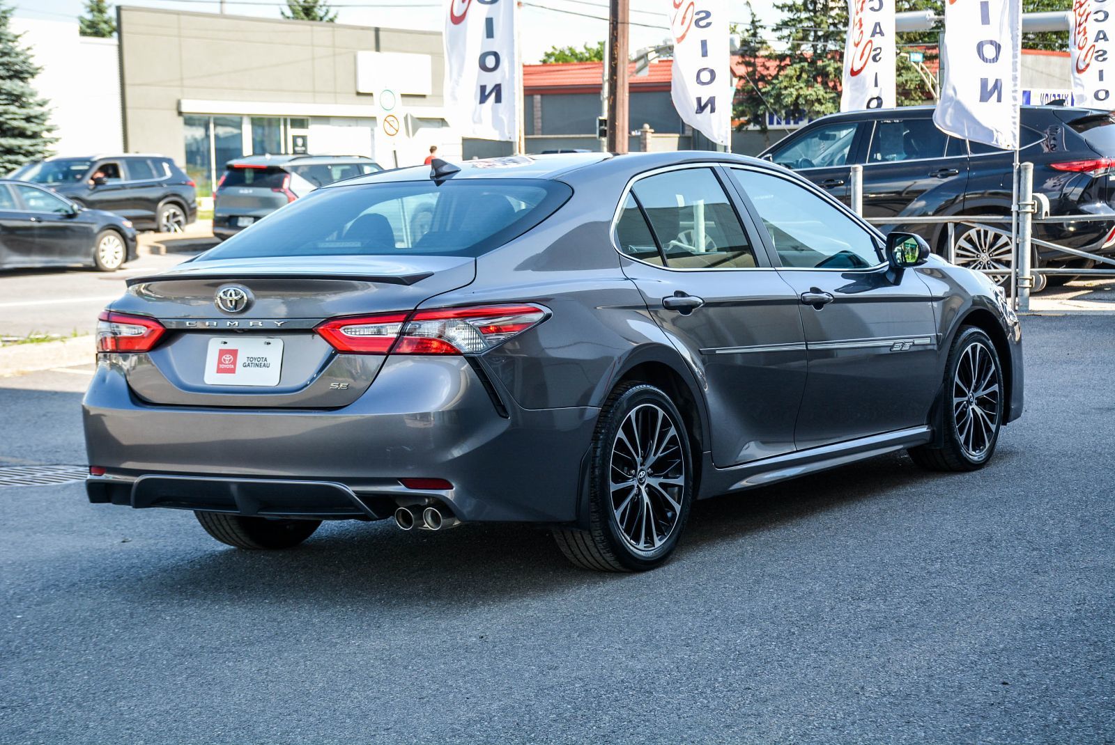 Toyota Camry SE CERTIFIED TOYOTA 2019 — photo 8