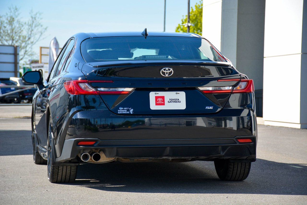 Toyota Camry SE 2025 — photo 7