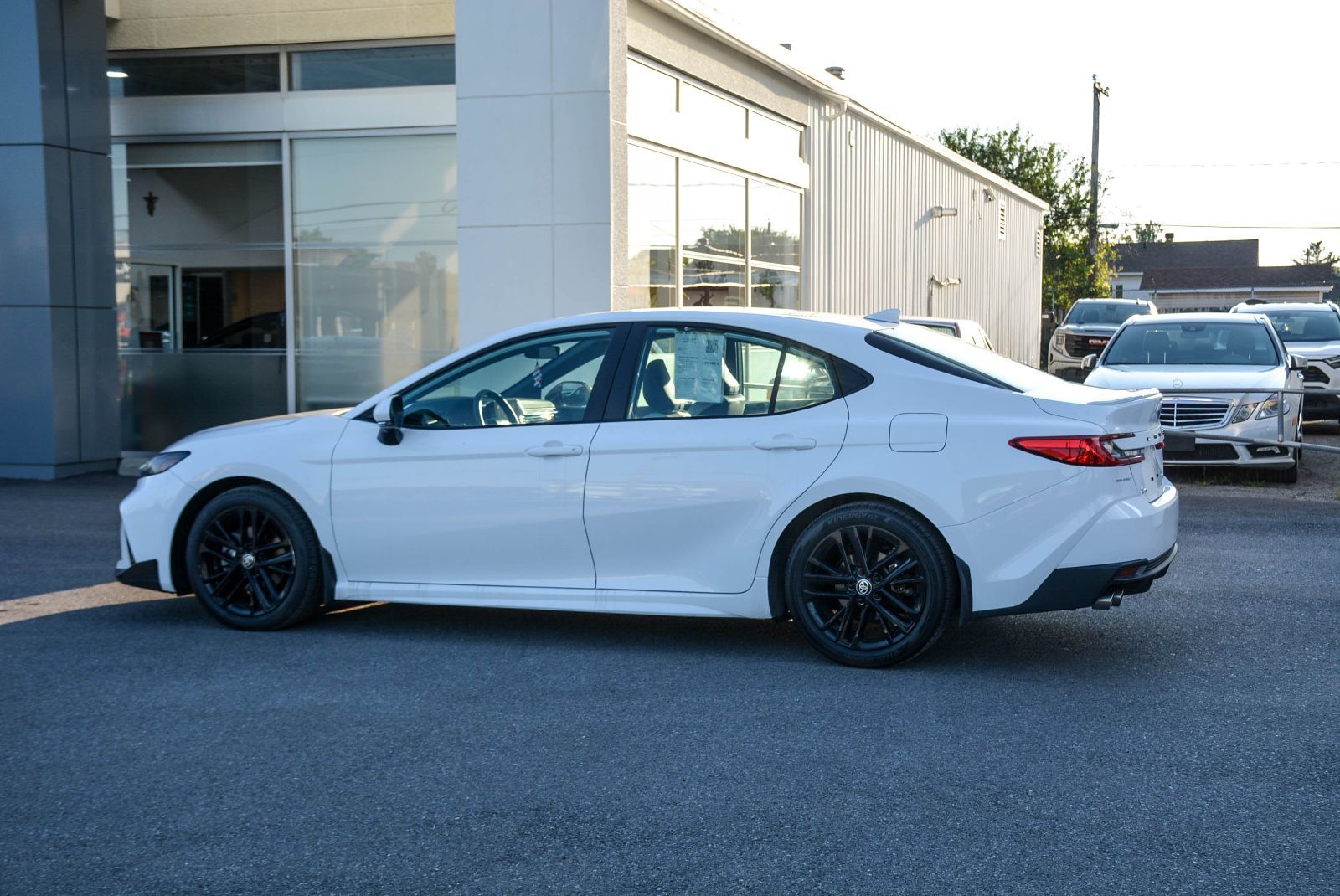 Toyota Camry SE UPGRADE CERTIFIED TOYOTA 2025 — photo 4