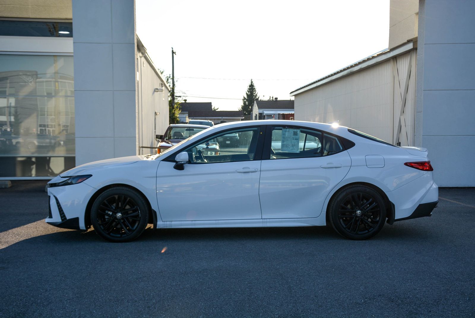 Toyota Camry SE UPGRADE CERTIFIED TOYOTA 2025 — photo 3