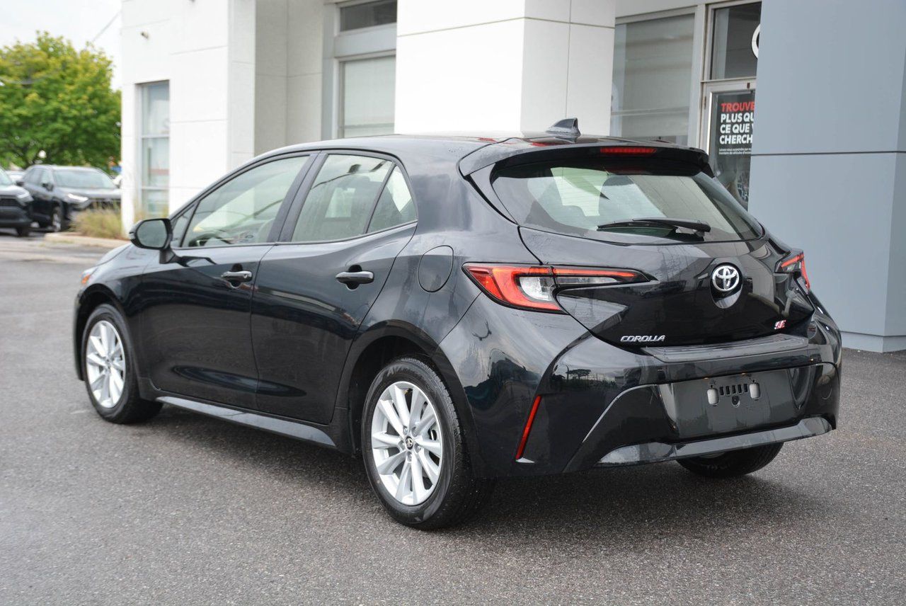 Toyota Corolla Hatchback SE PLUS 2025 — photo 5