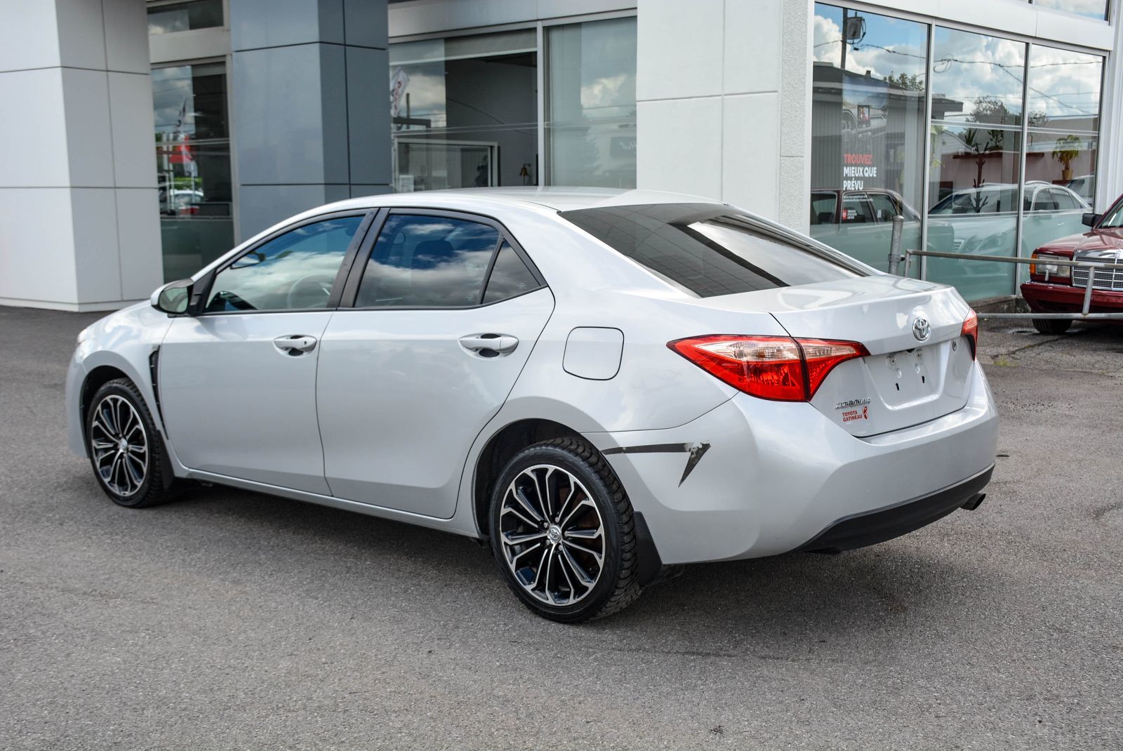 Toyota Corolla CE 2018 — photo 4