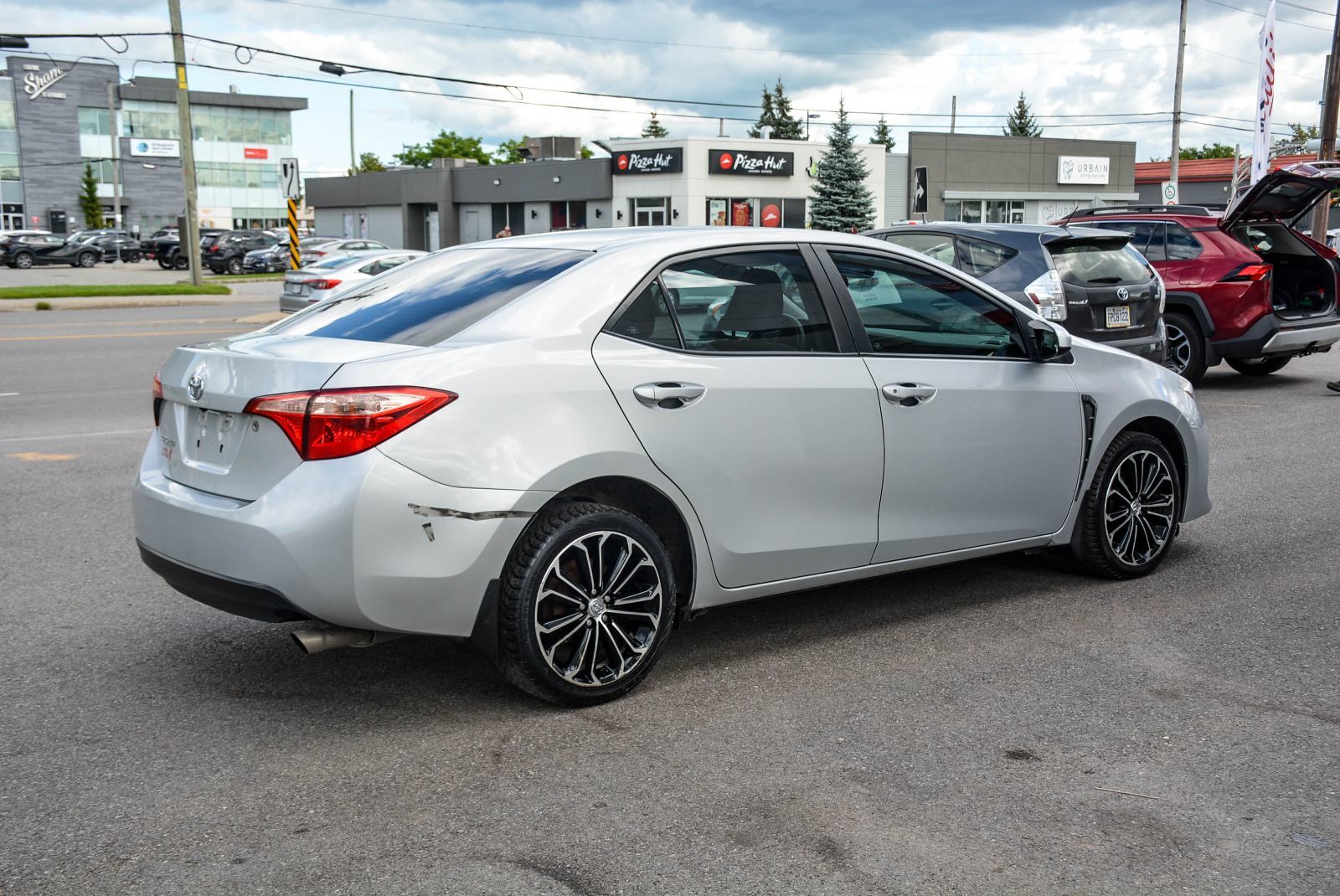 Toyota Corolla CE 2018 — photo 8