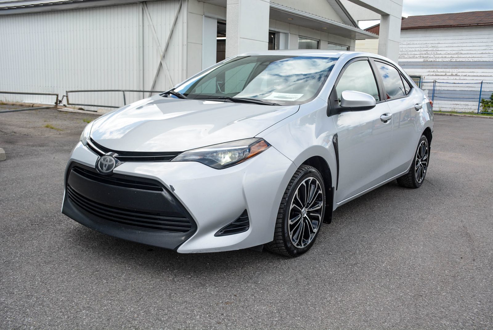 Toyota Corolla CE 2018