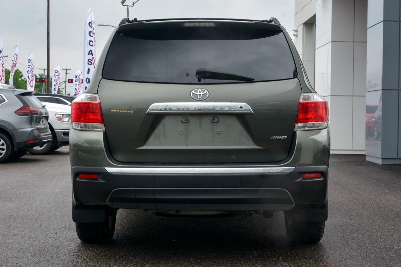 Toyota Highlander Sport 4WD V6 2012 — photo 6
