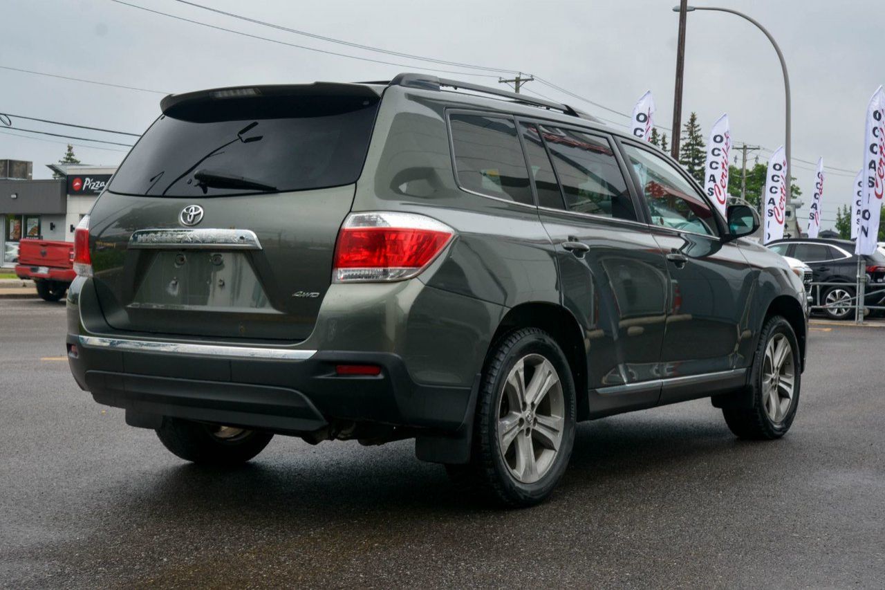 Toyota Highlander Sport 4WD V6 2012 — photo 8