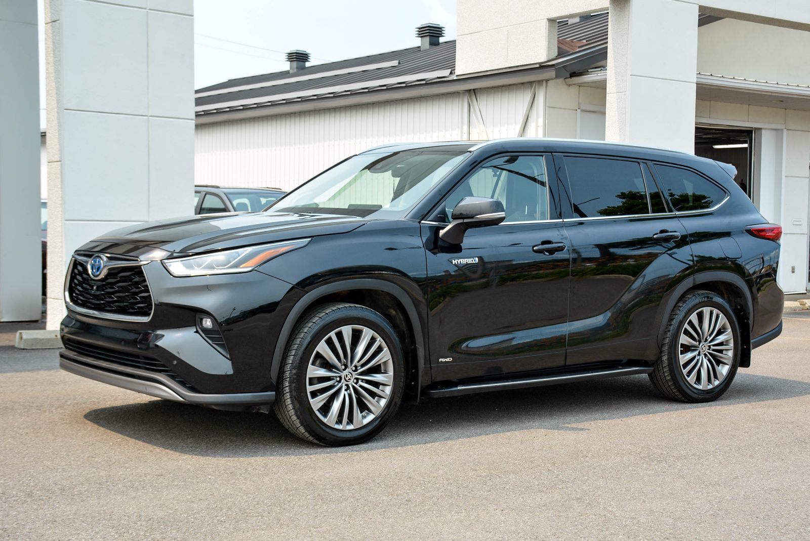 Toyota Highlander Hybrid Limited PLATINUM 2020 — photo 2