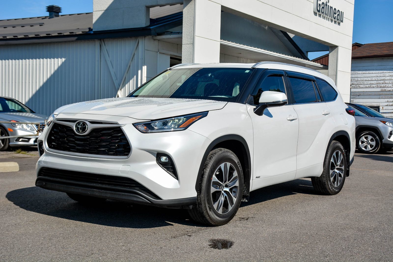 Toyota Highlander Hybrid XLE 2026