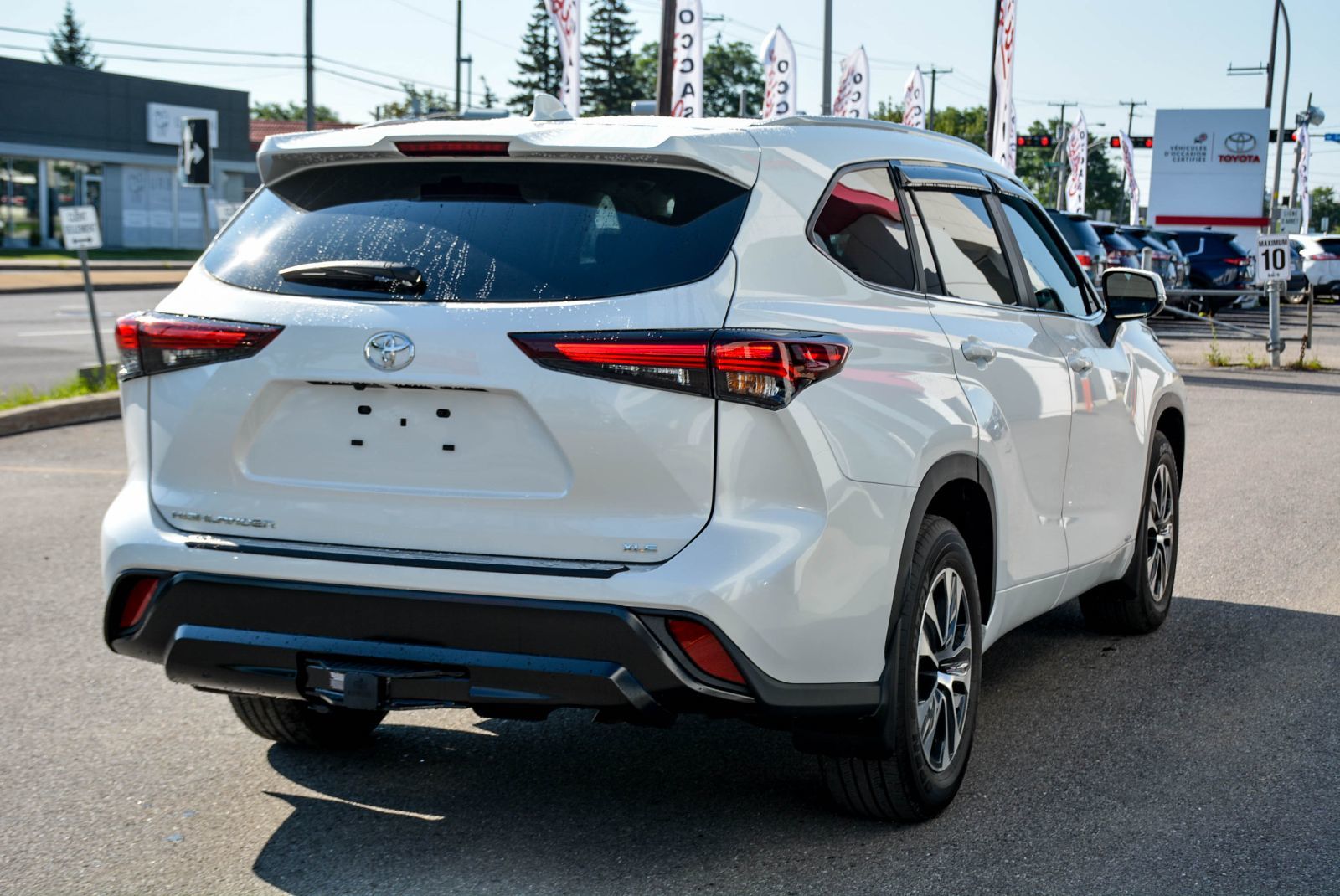 Toyota Highlander Hybrid XLE 2026 — photo 8