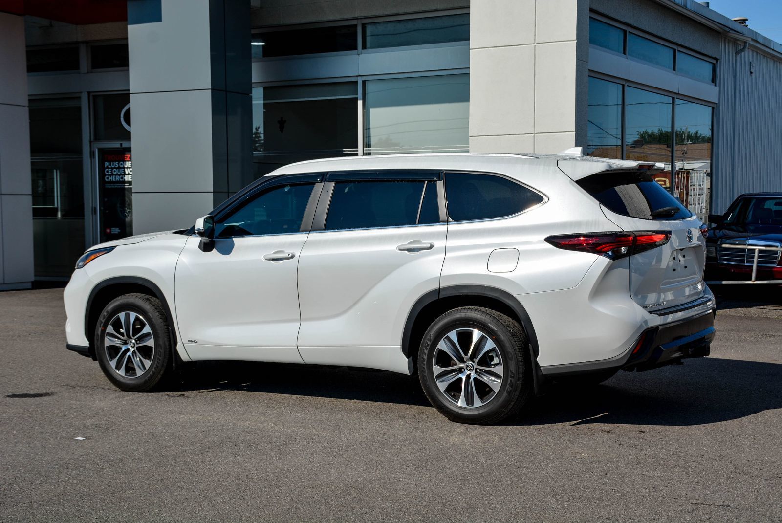 Toyota Highlander Hybrid XLE 2026 — photo 4