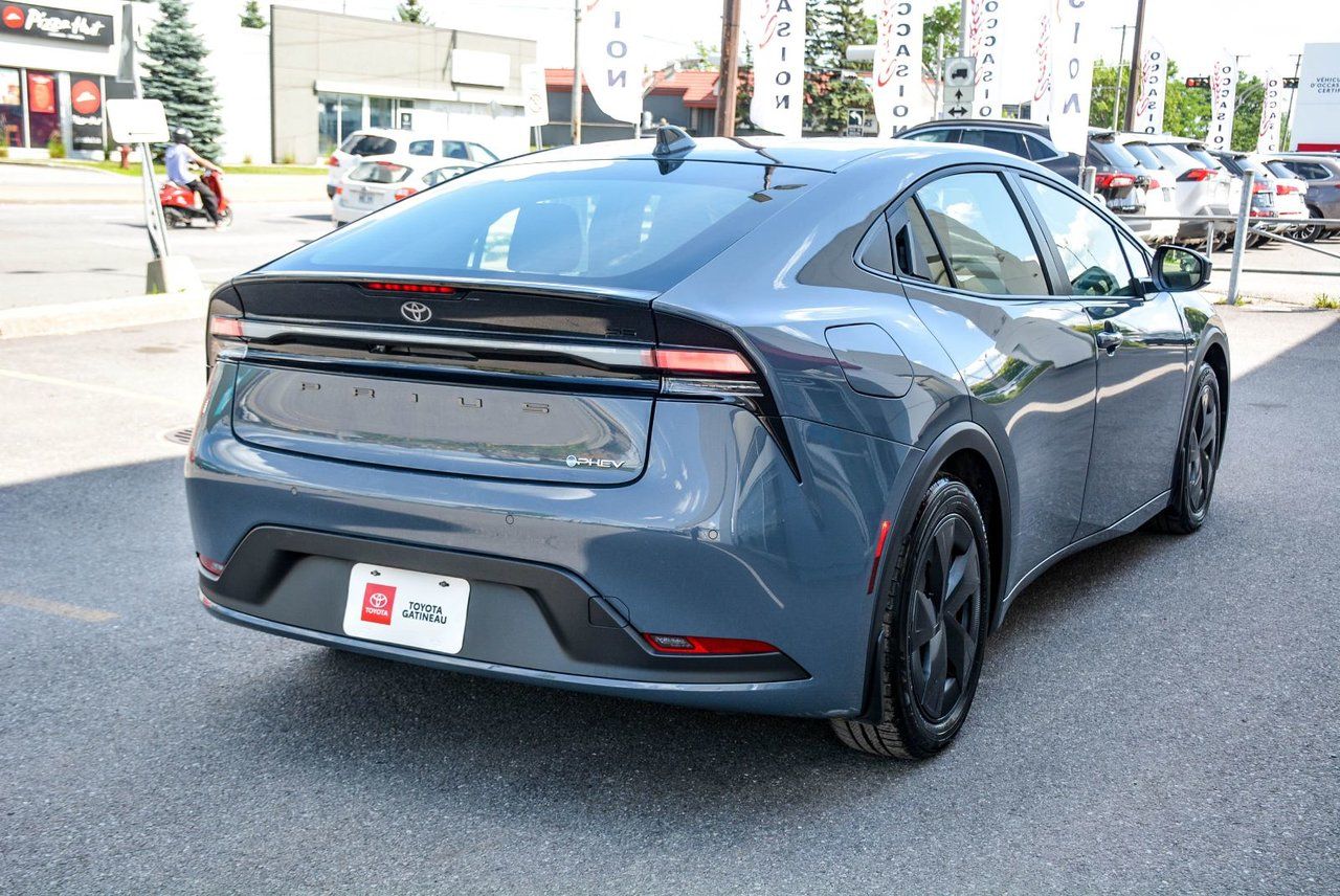 Toyota Prius Plug-In Hybrid SE UPGRADE HYBRID SUNROOF CERTIFIED TOYOTA 2025 — photo 8