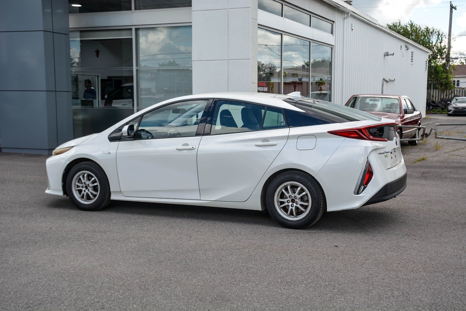 Toyota Prius Prime BASE 2017 — photo 4