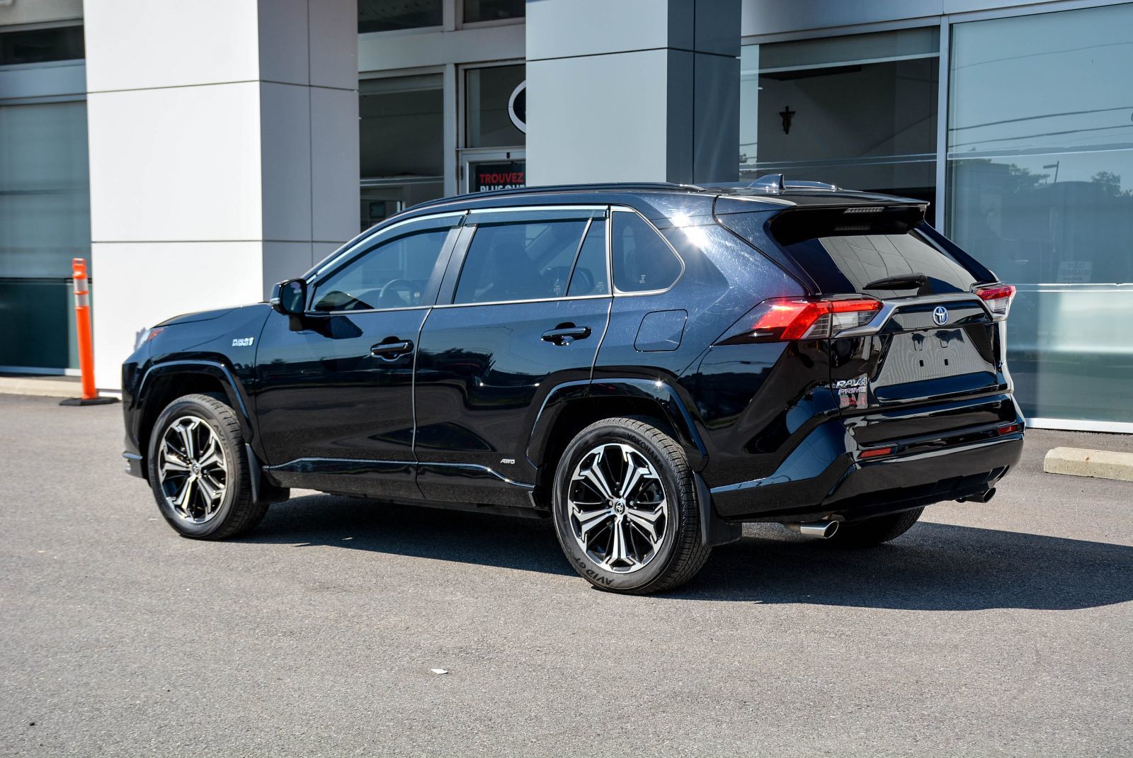 Toyota RAV4 Prime XSE 2024 — photo 4